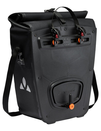 Tas   zw