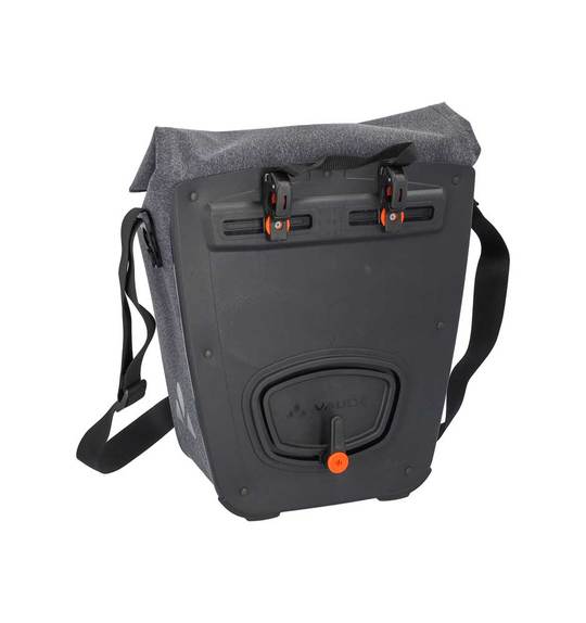 Tas   zw