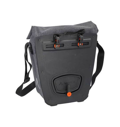 Tas   zw