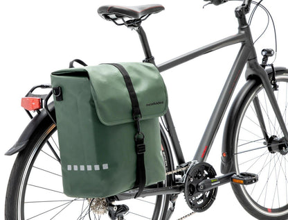 New looxs schoudertas Odense green 17,5L